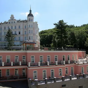 Bristol Georgy House Карловы Вары
